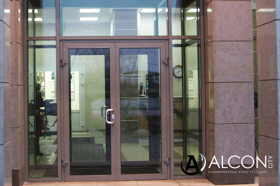 Двери алюминиевые со стеклом в Волгограде
